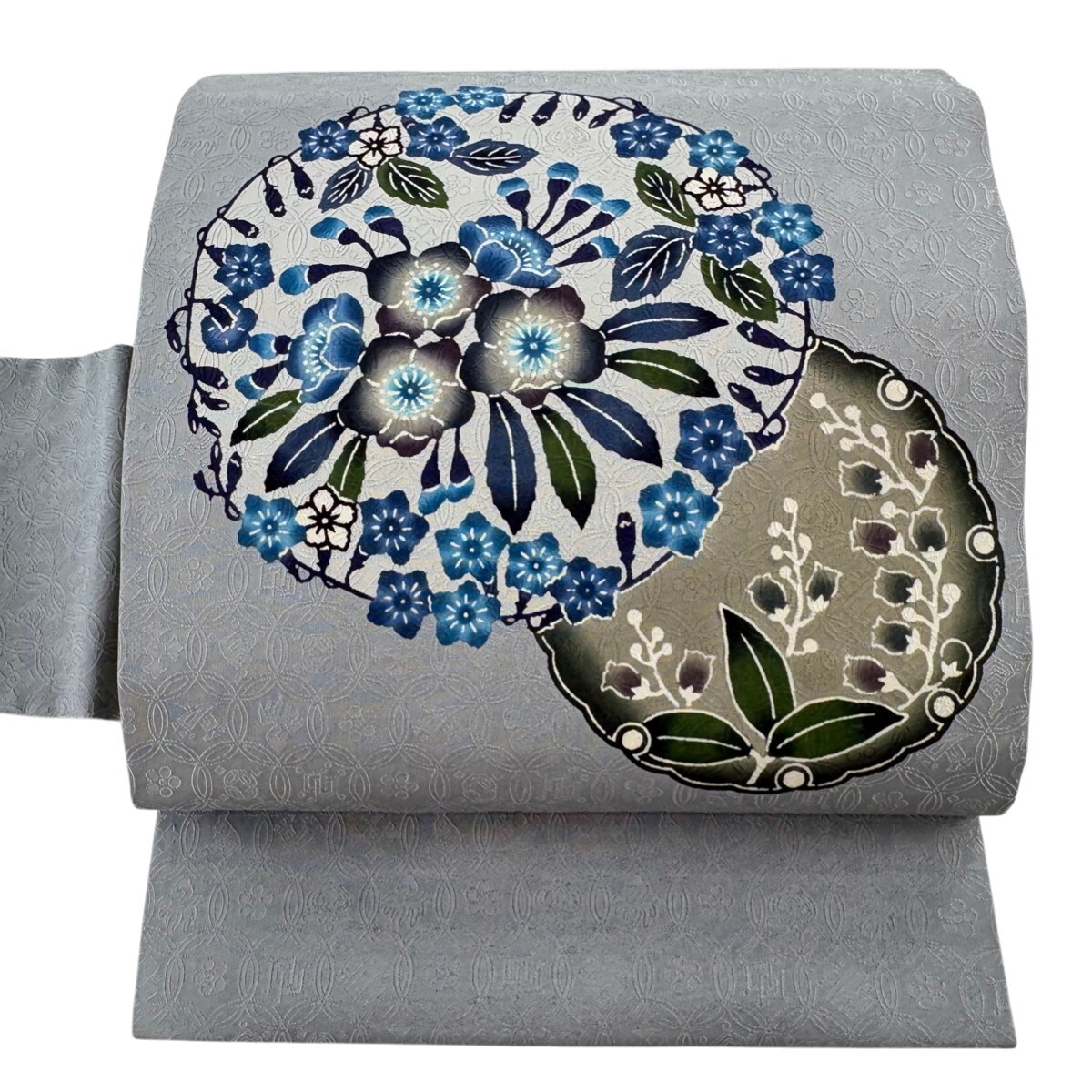 【美品】名古屋帯 逸品 城間栄順 落款 証紙 琉球びんがた 紅型 桜 草花 灰色 正絹 【中古】