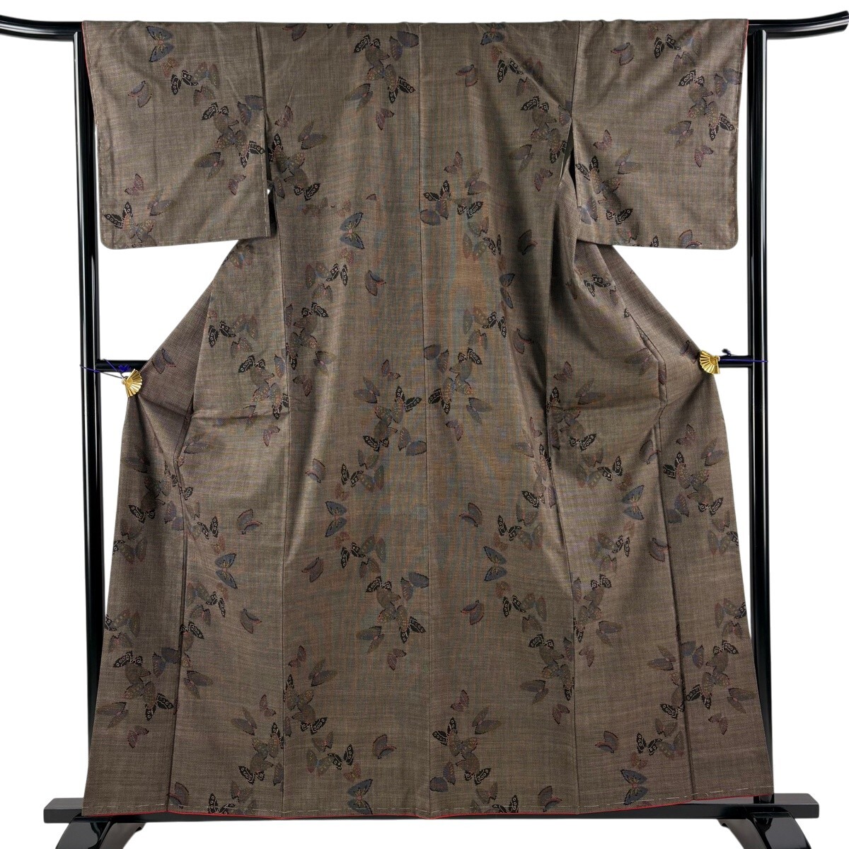 大島紬 身丈160.5cm 裄丈64.5cm M 袷 証紙 蝶 焦茶色 正絹 秀品 【中古】