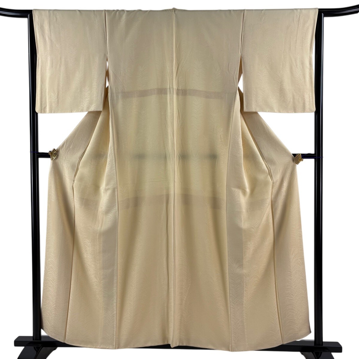 色無地 身丈156cm 裄丈65cm M 袷 地紋 薄黄 正絹 秀品 【中古】