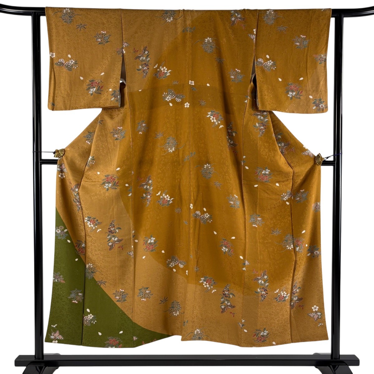 訪問着 身丈150.5cm 裄丈62cm S 袷 草花 蝶 染め分け 山吹茶色 正絹 優品 【中古】