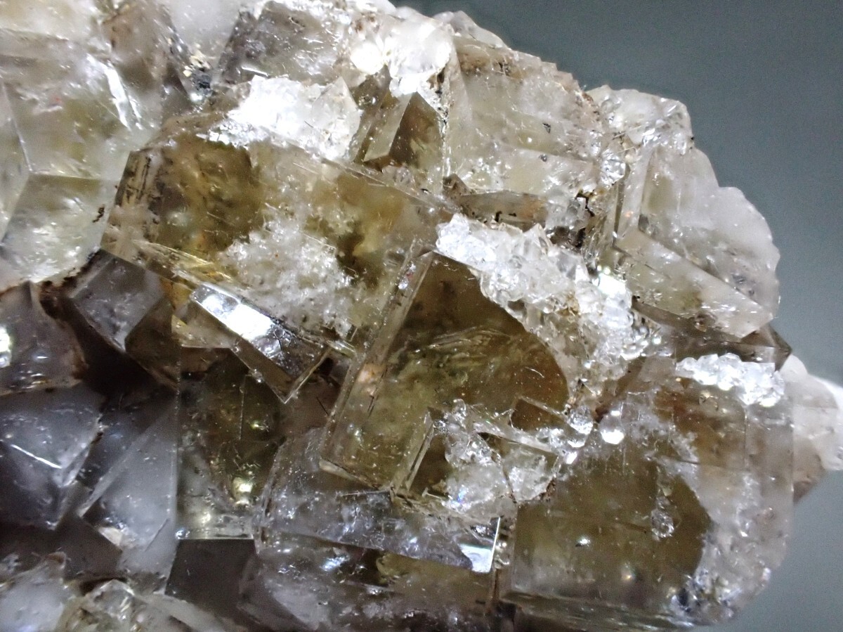 モロッコ産　フローライト&クォーツ 蛍石&水晶 原石 標本　鉱物