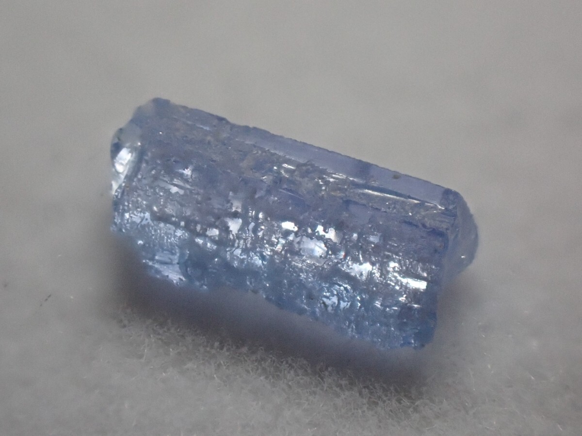 ナミビア産　ジェレメジェバイト エレメーエファイト エレミア石 原石 標本 鉱物