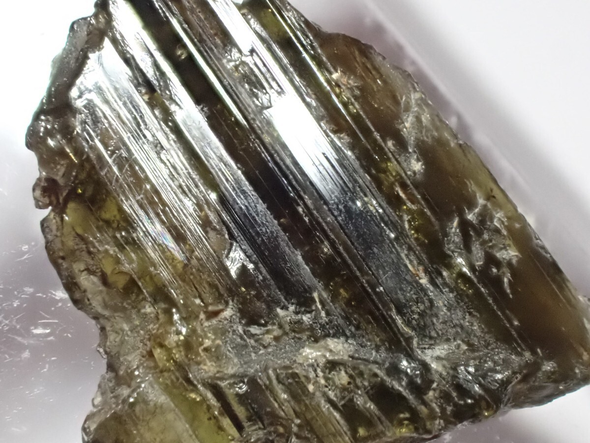 パキスタン産 エピドート 緑簾石 原石 標本 鉱物