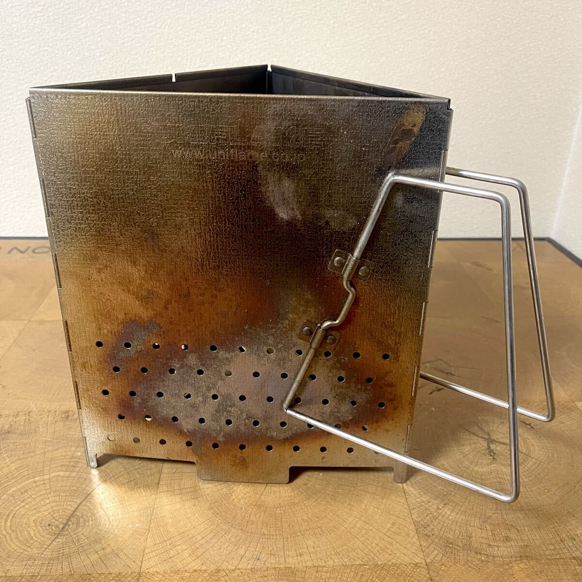 キャンプ/アウトドア用品 UNIFLAME/ユニフレーム チャコスタ ラージ 初期型 エンボス加工/火起こし器/チャコールスターター/焚き火