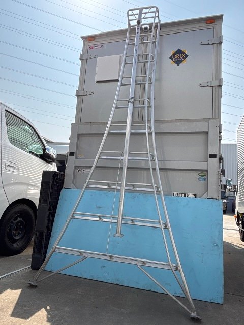 長谷川工業 アルミ三脚グリーンステップ GSC-300T 造園はしご ※直接引き取り限定※