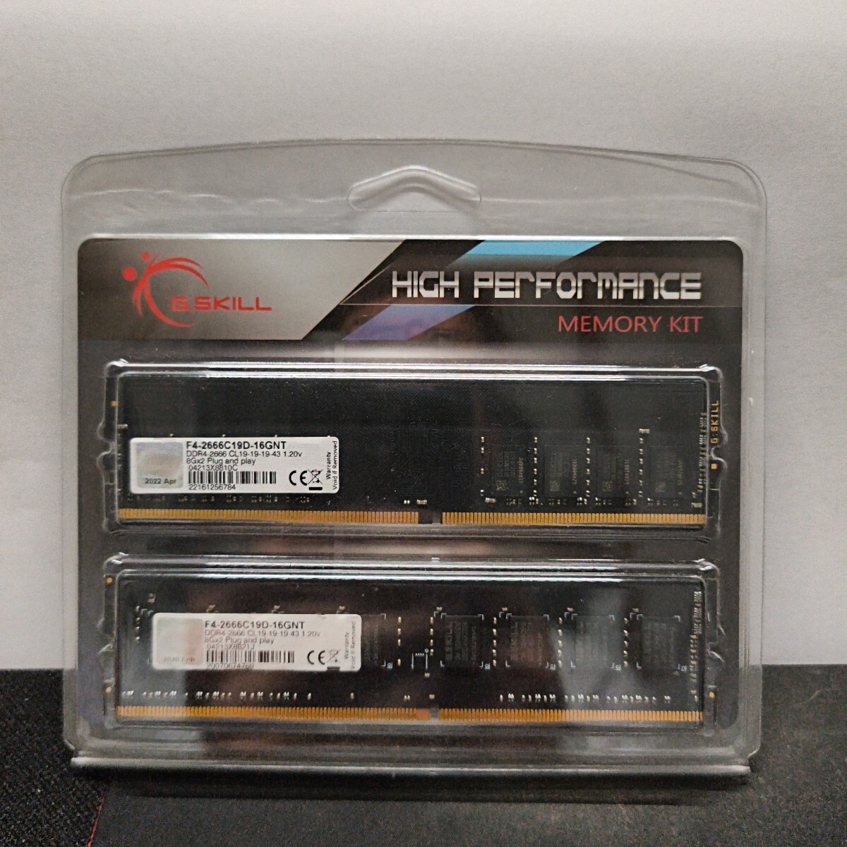 メモリ DDR4 16GB(8GB×2) F4-2666C19D-16GNT デスクトップ用メモリ DDR4-2666