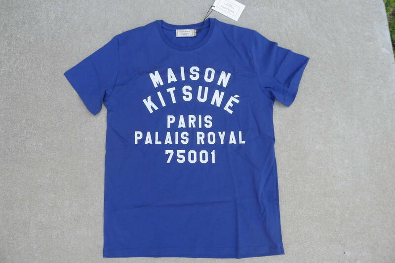 送料無料★正規品★新品タグ付き★MAISON KITSUNE（メゾンキツネ）★メンズ★サイズS★ポルトガル製★Tシャツ★ 半袖★ 丸首★ブルー