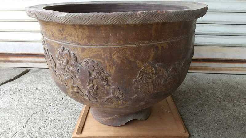旧家買い取り品 植木鉢 古い かけあり 中国古玩美術 狛犬 風景 鉢