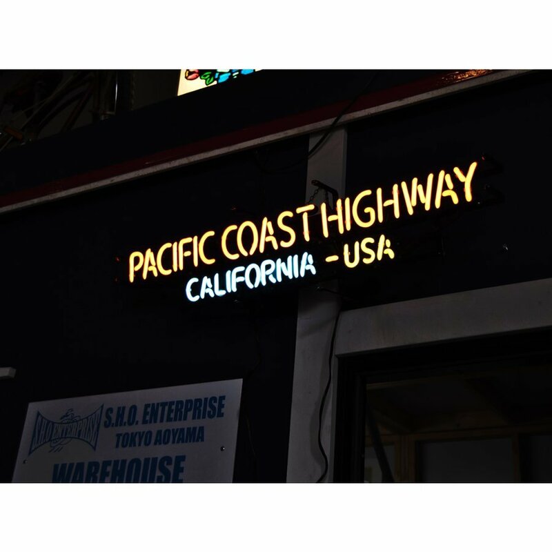 新品　PACIFIC COAST HIGHWAY カリフォルニア　ネオンライト　NEON LIGHT アメリカ　USA 世田谷ベース　インテリア　店舗　照明