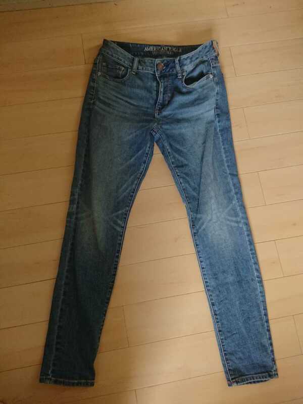 AMERICAN EAGLE OUTFITTERS HI-RISE SKINNYデニム スキニー