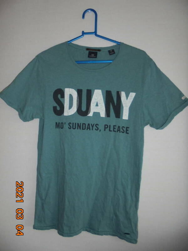 CARNABY　SURF のTシャツ　Sサイズ