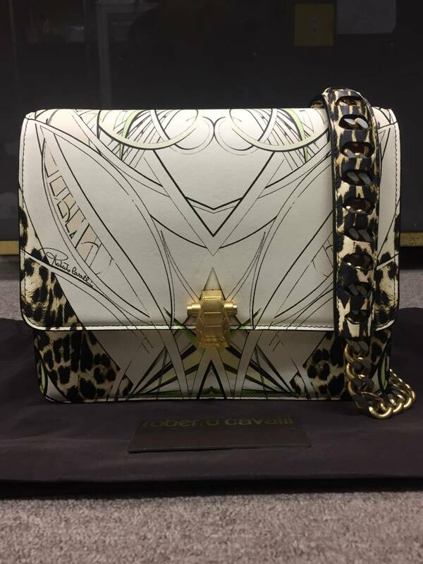 美品！格安！roberto cavalli ロベルトカヴァリ スネーク 総柄 レオパード柄 レザー チェーン ショルダーバッグ TDB541 PMQ52