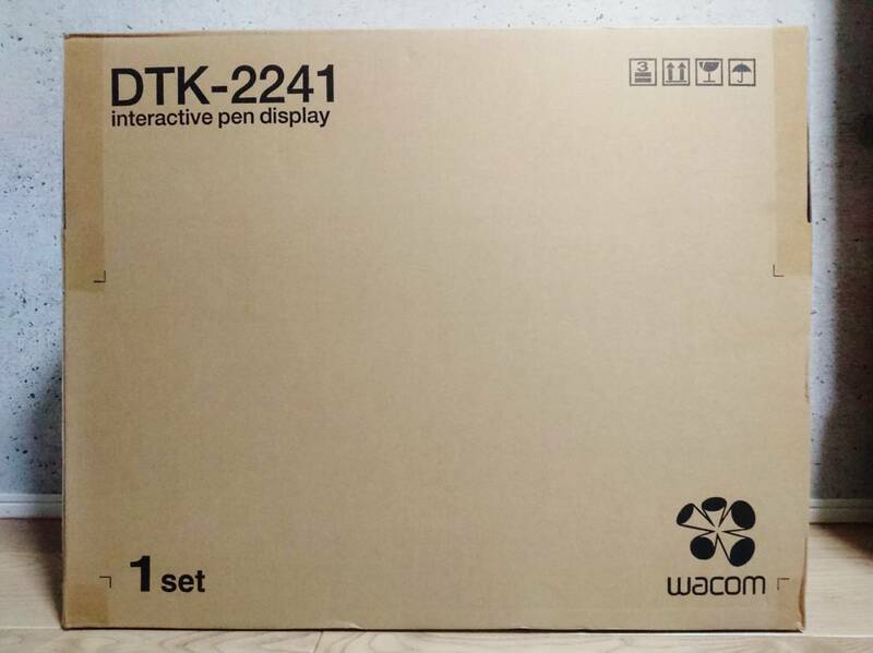 現状品 未開封+廃盤品　WACOM　DTK-2241/L0　ワコム　DTK-2241　液晶ペンタブレット