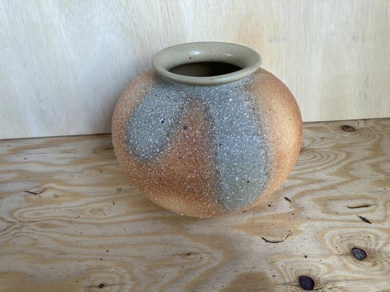 陶器　置物　壷　壺　ツボ　信楽焼　未使用　美品