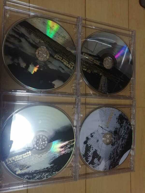 １中古CD+DVD:UVERworld　BEST　ウーバーワールド　ディスクのみ
