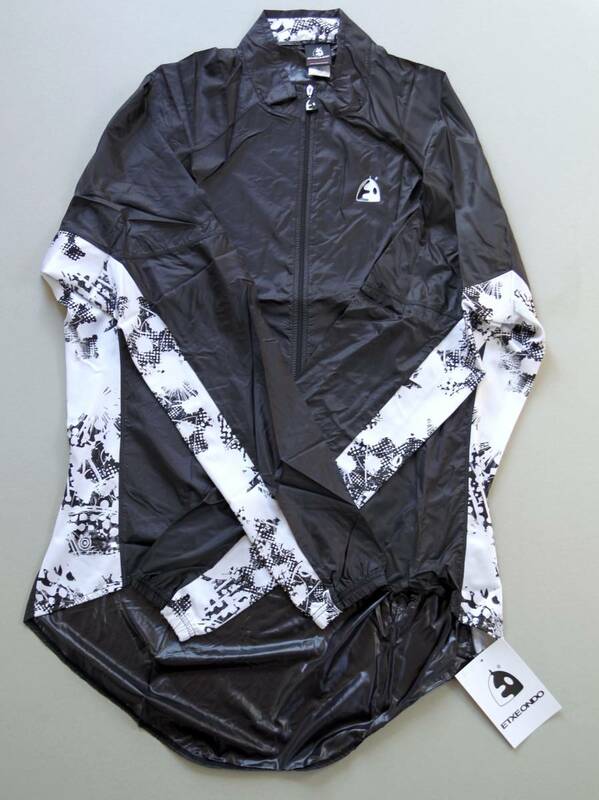 ETXEONDO　ウインドブレーカー　XIRI　ブラック　XL