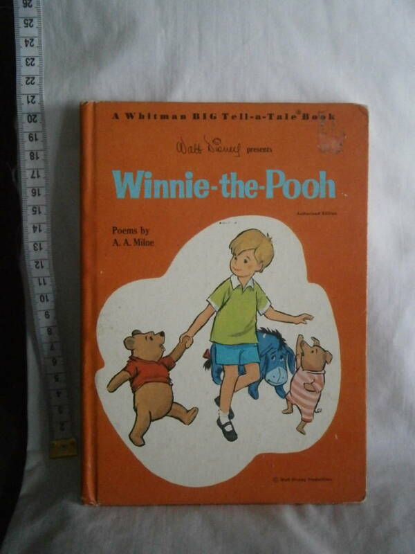 ビンテージ　洋書（英語）ディズニー　Winnie-the‐Pooh（くまのプーさん）　A.A.Milne　1955年発行