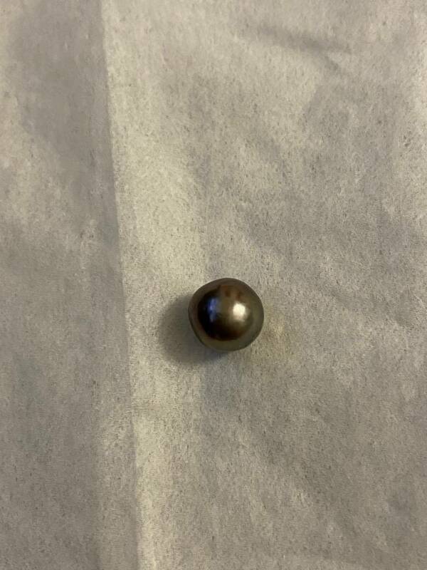 極レア品 本黒真珠 黒色 約9.6ｍｍ １個玉
