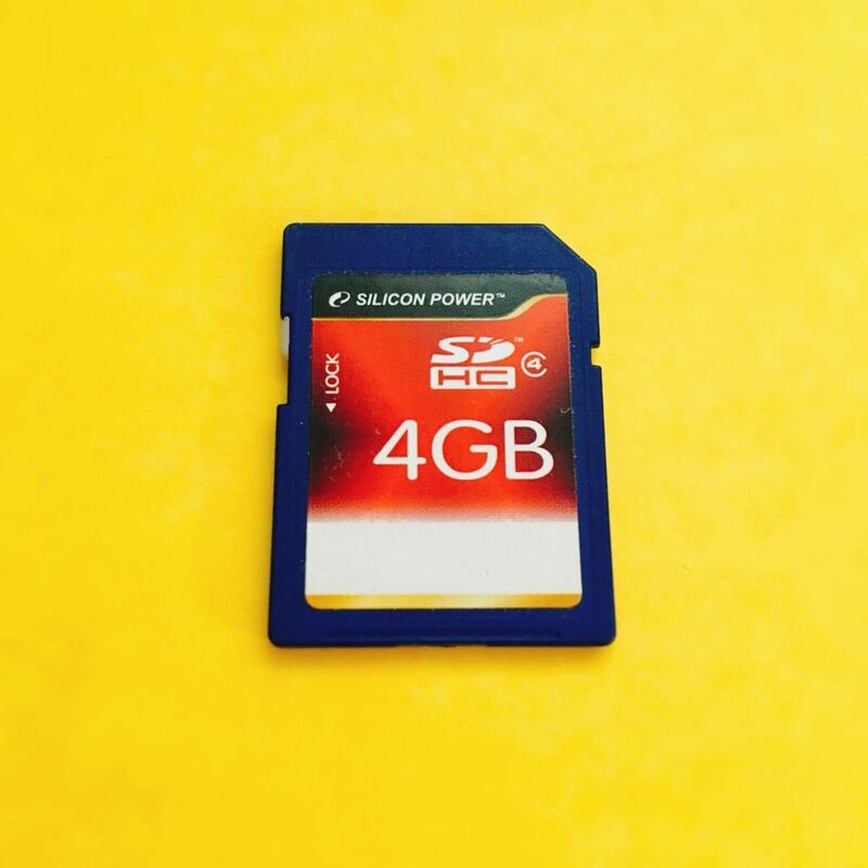 ★ Silicon Power ★ 4GB ★ デジカメSDカード ★ メモリーカード 4G ★