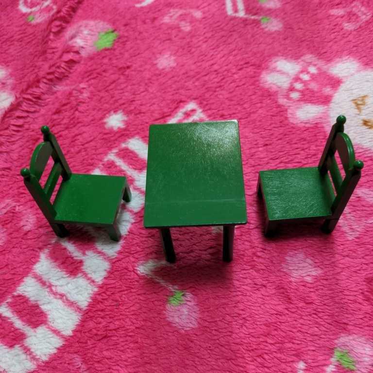 シルバニアファミリー 緑色　テーブル　イス　セット　家具　日本製