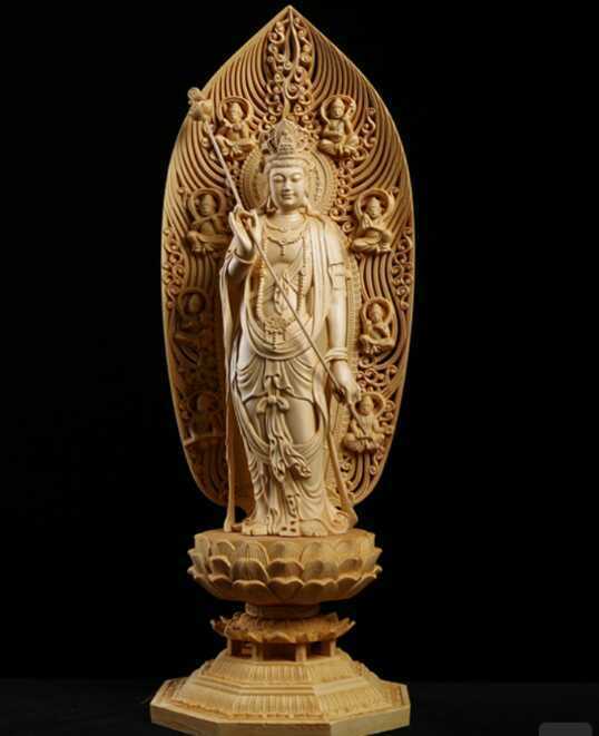 総檜材　仏教工芸品　精密彫刻　極上品　仏師で仕上げ品　月光観音菩薩立像 高43cm