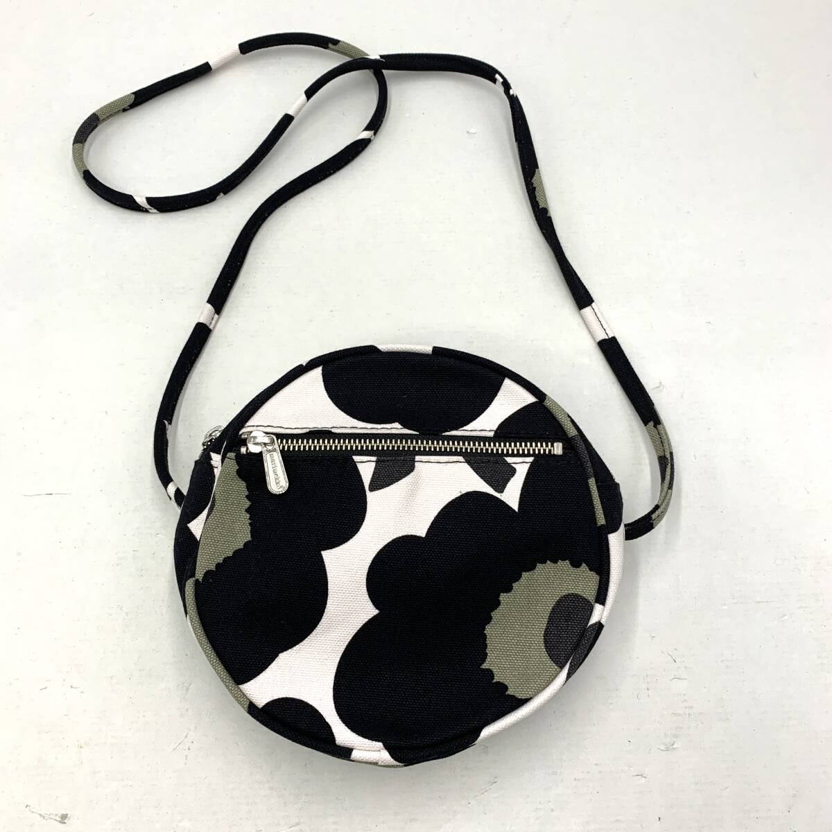 75◆60/marimekko LIIA PIENI UNIKKO コットンキャンバス 丸型ショルダーバッグ 0409-1