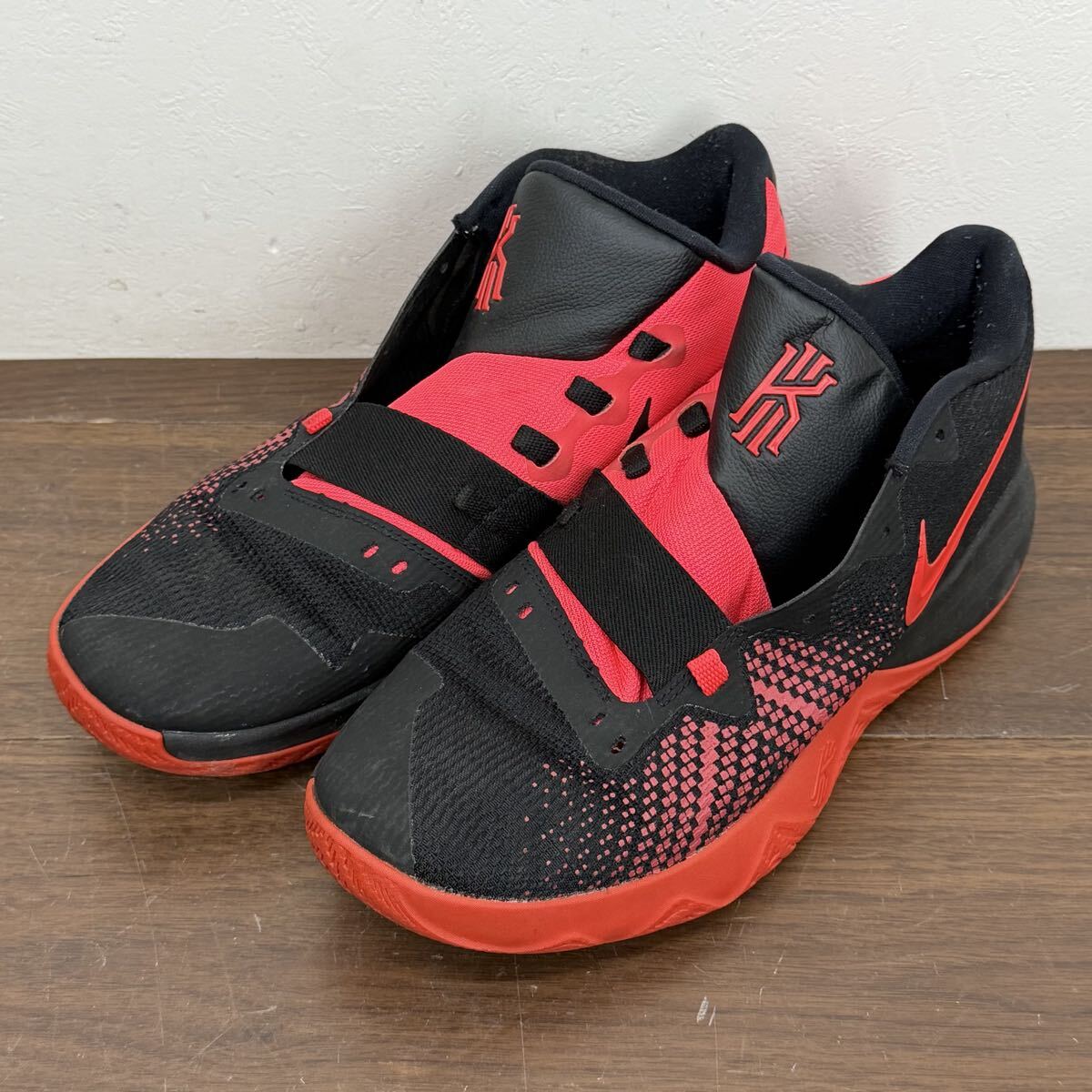 FDC11 NIKE ナイキ Kyrie Flytrap ll カイリー フライトラップ 2 バスケットシューズ 28cm AJ1935-006 バッシュ 靴 ブラック レッド