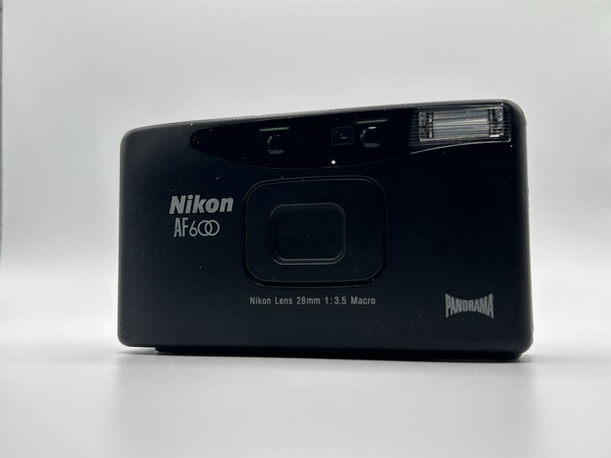 【動作未確認】Nikon AF600 コンパクトフィルムカメラ ジャンク扱い 現状品 Film Camera【097】