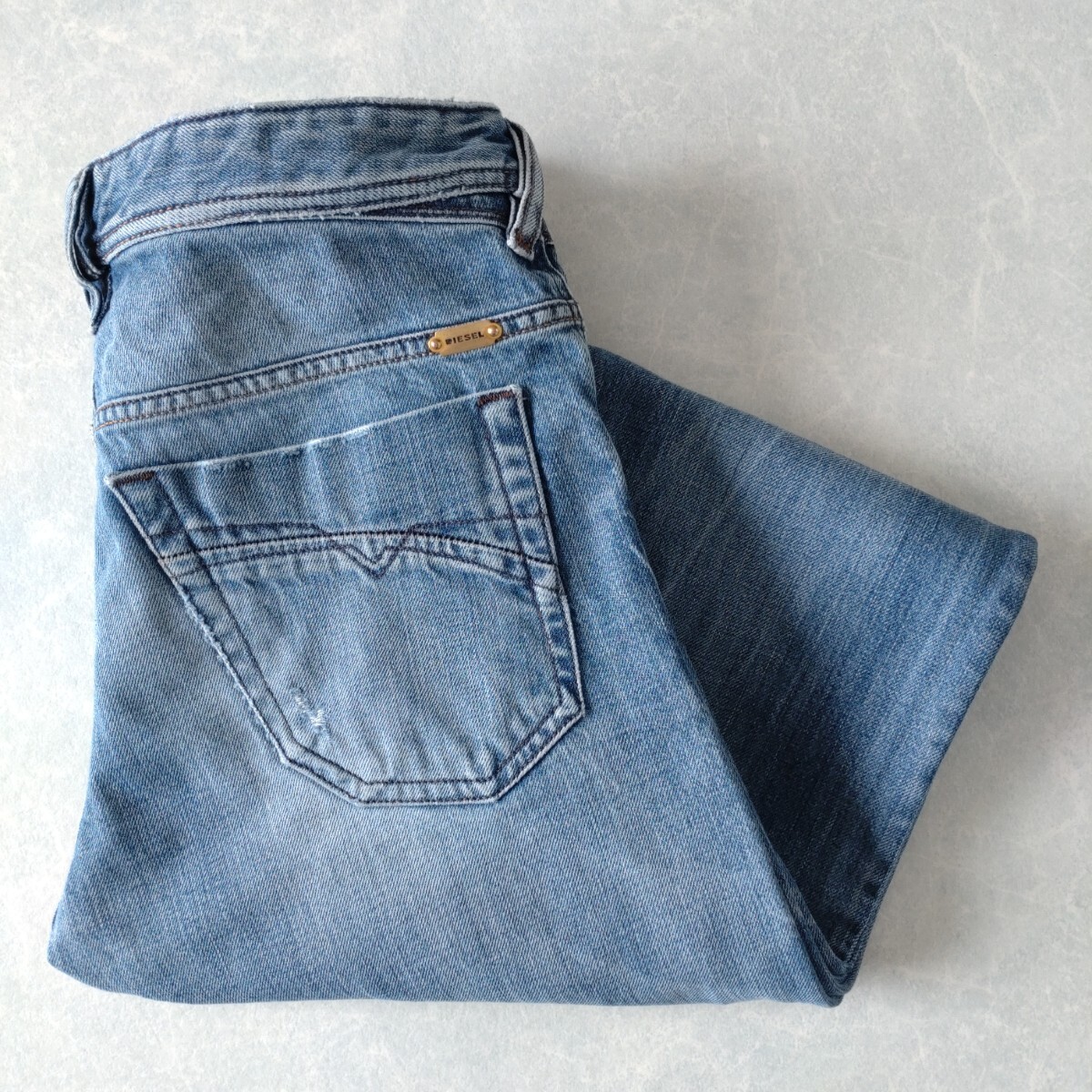 ■古着 DIESEL INDUSTRY ディーゼル LAKOPジーンズ デニムパンツ REGULAR SLIM TAPERED 実寸W31L30【L6025】