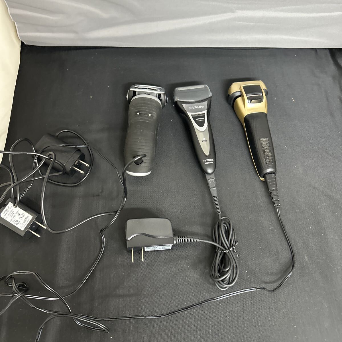 電気シェーバー 3点セット HITACHI S-blade 髭剃り 充電器付き