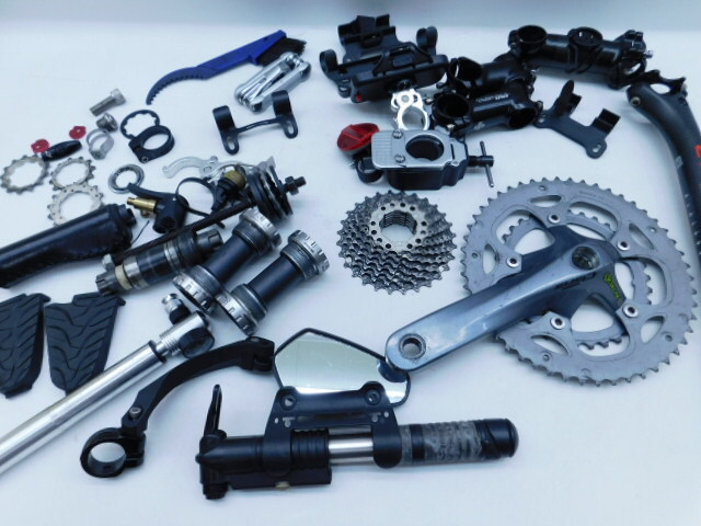 ★小3331 自転車 部品 パーツ 工具 クランク ボトムブラケット カーボンシートポスト カセットスプロケット クリートカバー 12603311