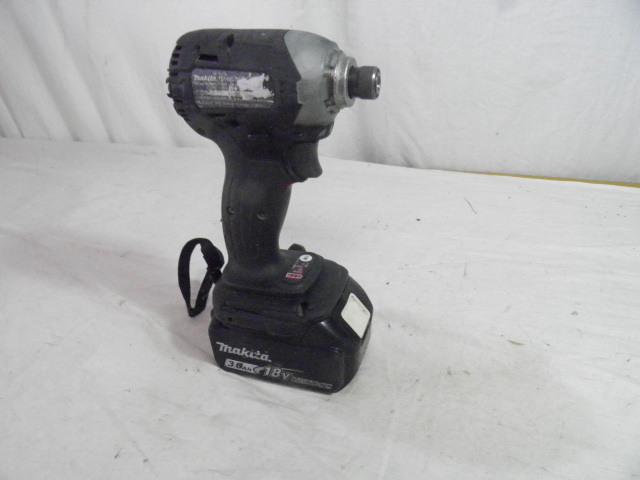 マキタ TD148D充電式インパクトドライバ 18V バッテリーBL1830B 