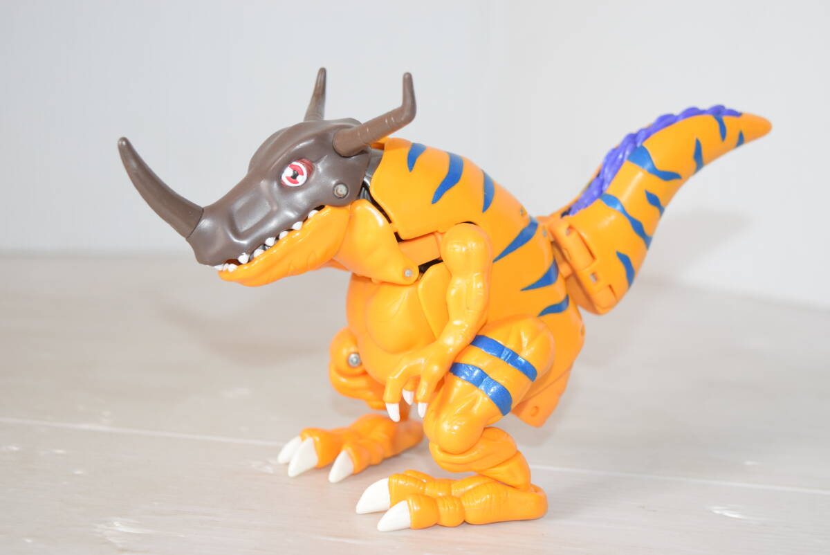 M　メタルグレイモン 超進化シリーズ バンダイ 当時物 変形フィギュア デジモンアドベンチャー 本体のみ