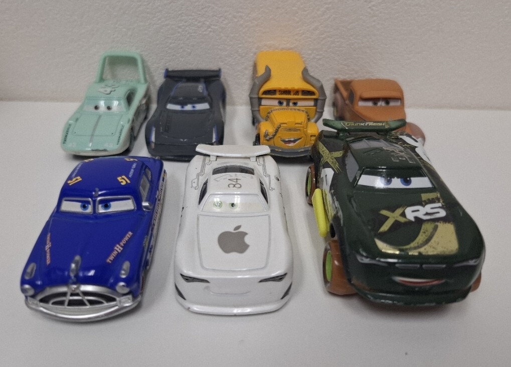 【貴重/7点おまとめ】カーズ ミニカー トミカ Disney Pixar GBJ41 ドッグハドソン J・P・ドライブ スモーキー ミスフリッター キング　など