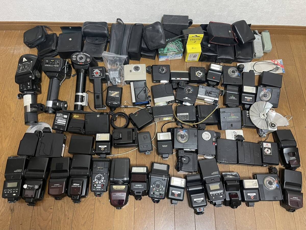 ストロボ61点まとめ Nikon ニコン MINOLTA ミノルタ Canon キャノン National ナショナル Strobe 証明 ライト 大量 セット 6168
