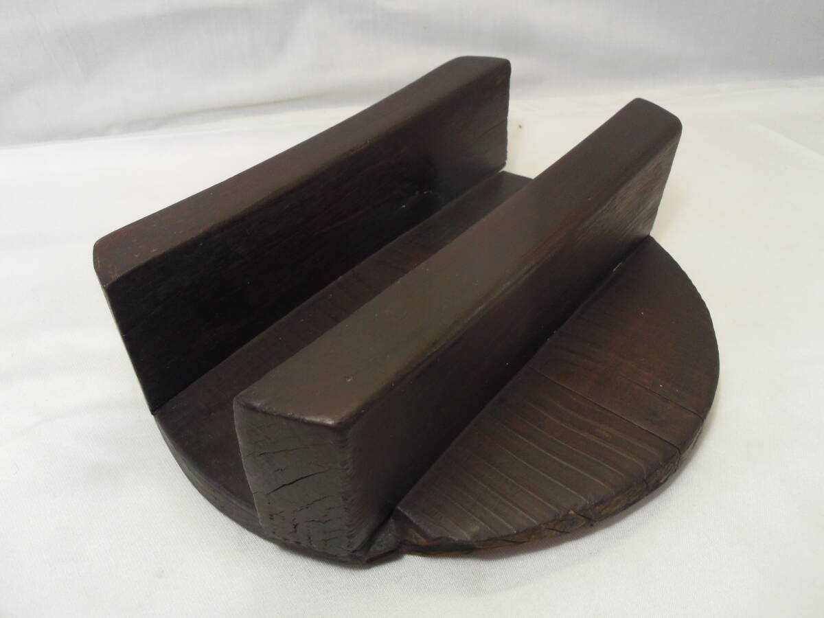 L81◇アンティーク 時代 古民具◇木製 お釜の蓋◇昭和レトロ 当時物◇飾り 古民家 オブジェ 花台 釜蓋 ビンテージジャパン◇送料880円◇