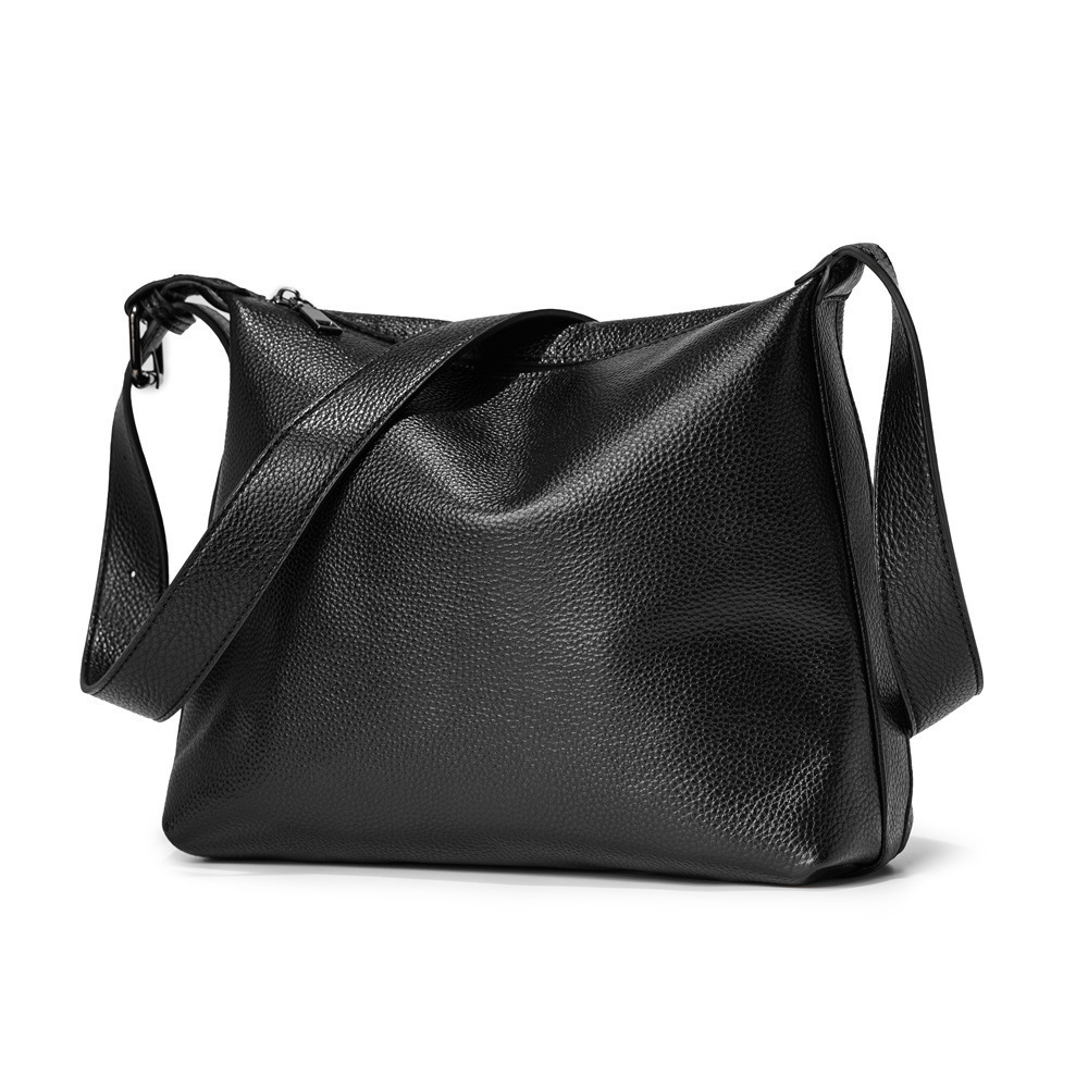 新入荷 牛革 本革メンズ 極上革 ショルダーバッグ レザー
