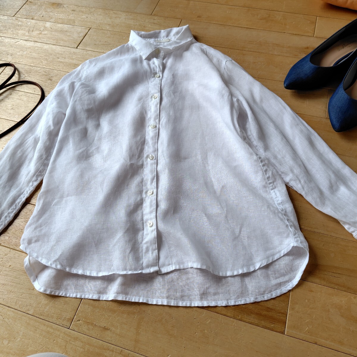 美品　GU　リネン100%　 シャツカラー長袖ブラウス　S　 白　 着回し力大☆