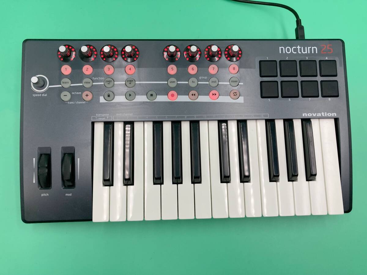 F2046　 novation　nocturn　25　本体のみ