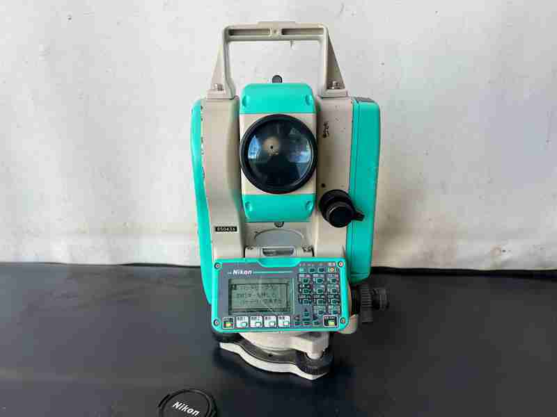 RX79　ニコン Nikon トータルステーション NST-305Cr
