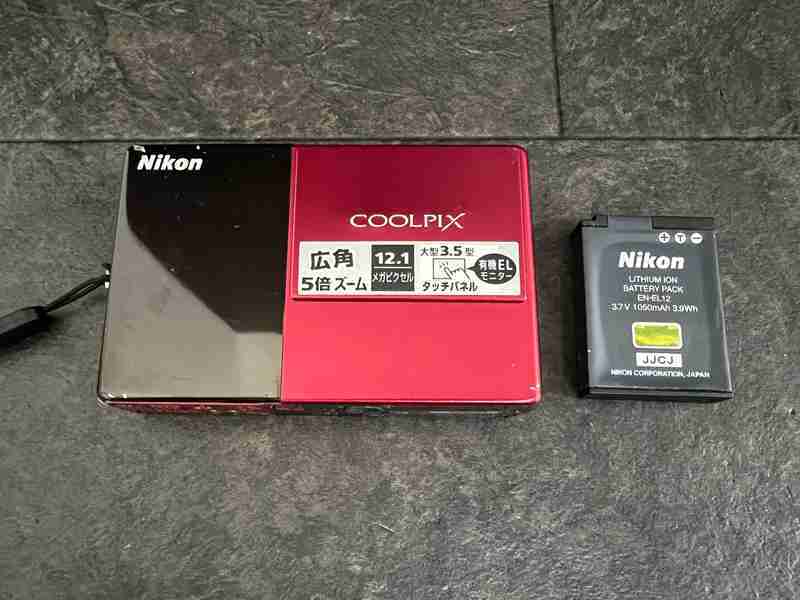 ｃｔ13746　ニコン Nikon COOLPIX S70 コンパクト デジタルカメラ