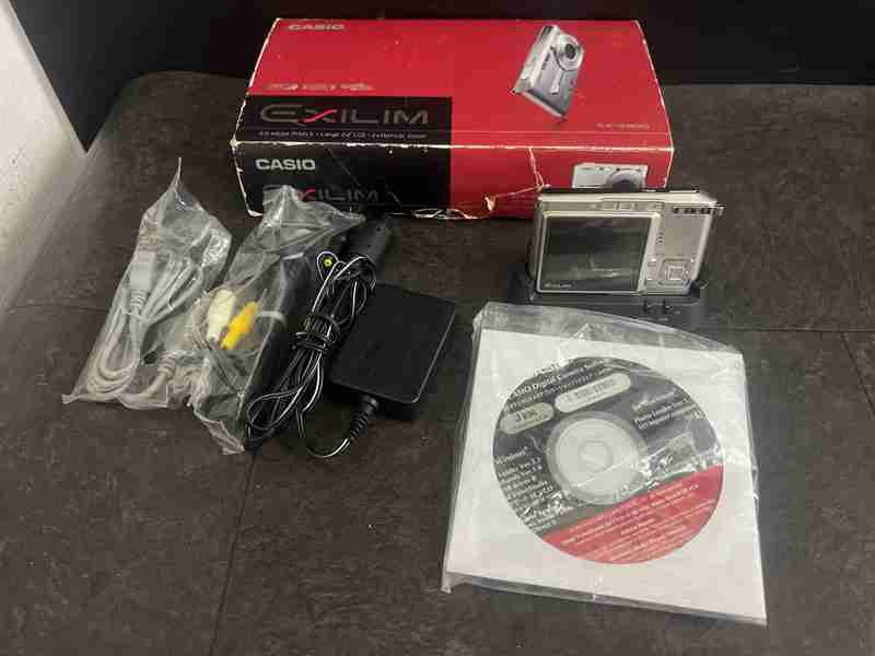 CT13806　 CASIO カシオ EX-S600　コンパクトデジタルカメラ