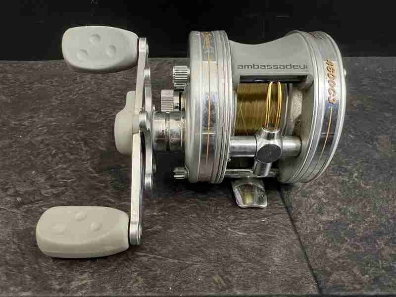 CT13819　AbuGarcia アブガルシア アンバサダー 4600C3 ベイトリール