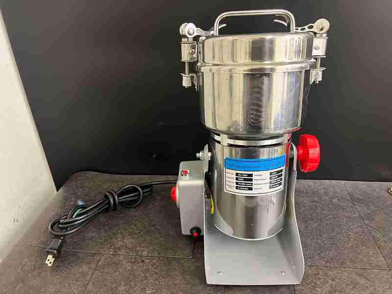 CT13821　小型粉砕機　ハイスピードミル　ハーブグライダー　製粉機　HC-700Y
