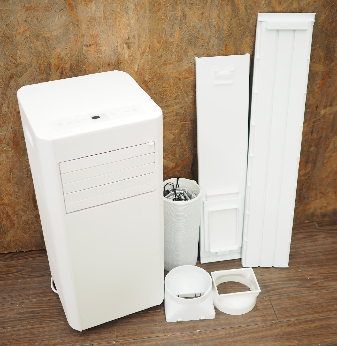 アイリスオーヤマ ポータブルクーラー IPP-2825U ホワイト 2025年製 7~10畳 ハイパワーモデル 2.8kw 工事不要 冷風 送風 除湿