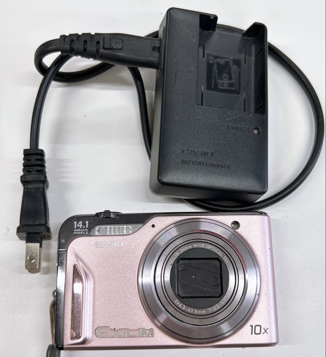 1円 CASIO EXILIM EH-H15 カシオデジカメ 付属品バッテリー 動作未確認