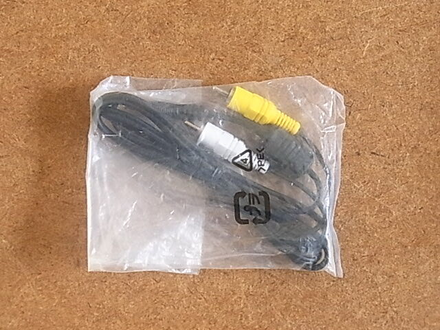 2.5mmプラグ→RCA　変換ケーブル　送料230円　未使用品
