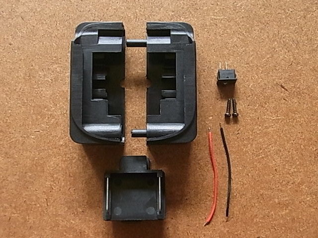 丈夫　makita マキタ 14.4V/18Vリチュウムバッテリー 接続アダプター スイッチ付　丈夫　送料410円　新品