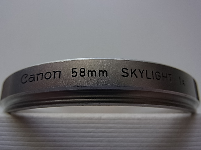 送料110円～　銀枠　Canon　キャノン　SKYLIGHT　1x　58mm　管理no.1