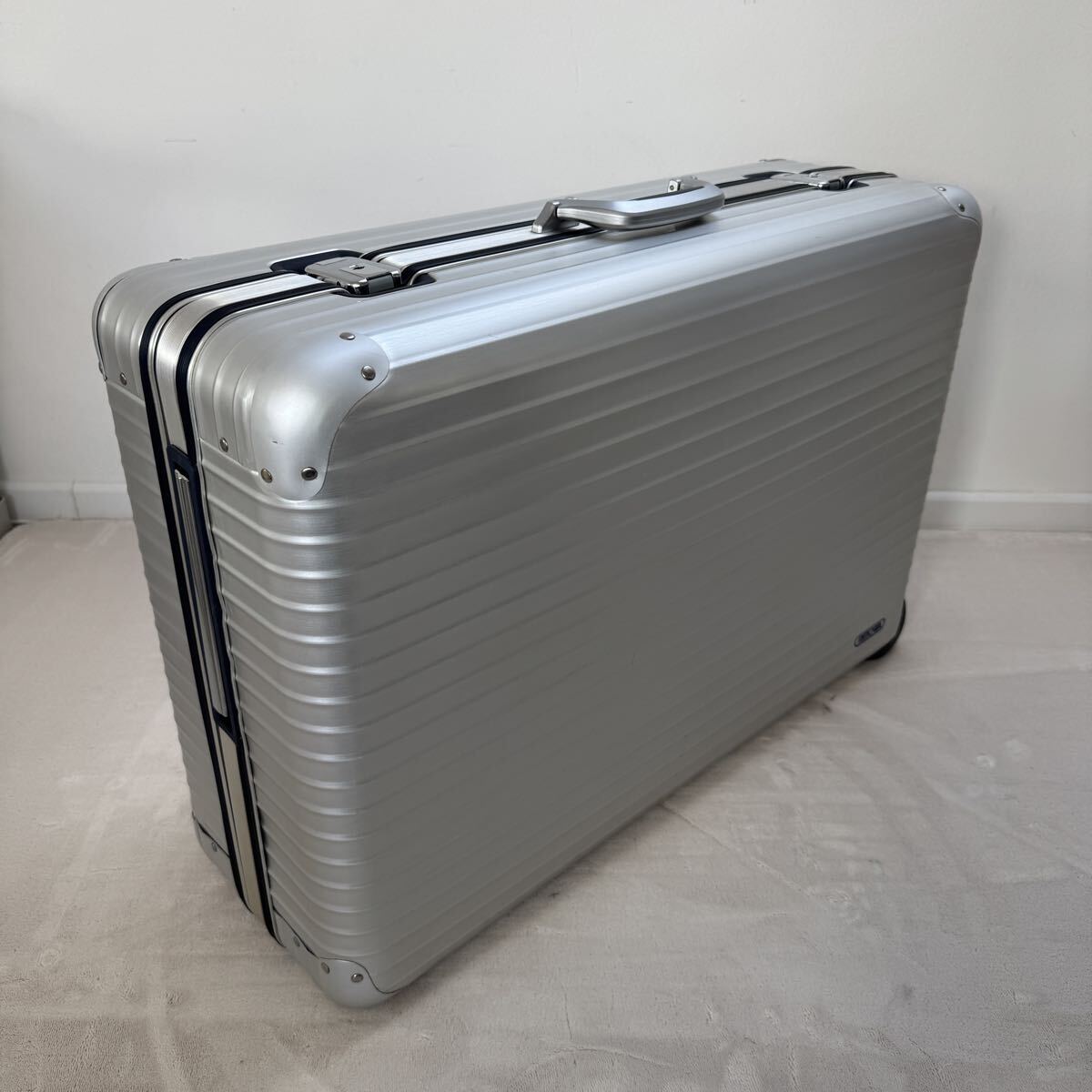 RIMOWA シルバーインテグラル Vintage 大型キャリーケース 104L 廃盤 Made in Germany